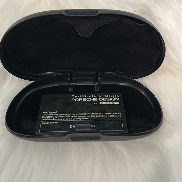 Porsche Carrera Authentic Sunglasses Case - Picture 5 of 8